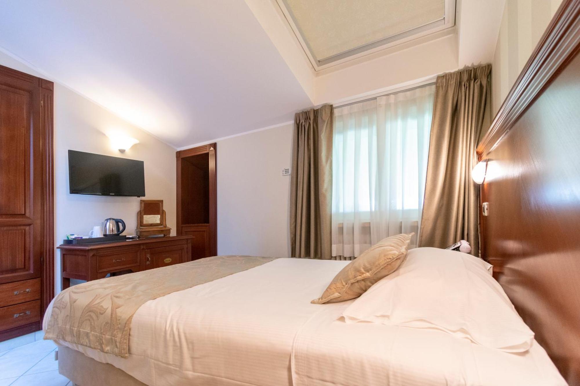 Hotel Villa Tiziana Marina di Massa Room photo